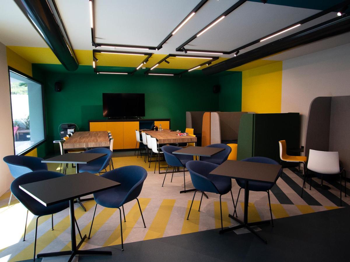 Demo Hotel Design Emotion Rimini Buitenkant foto