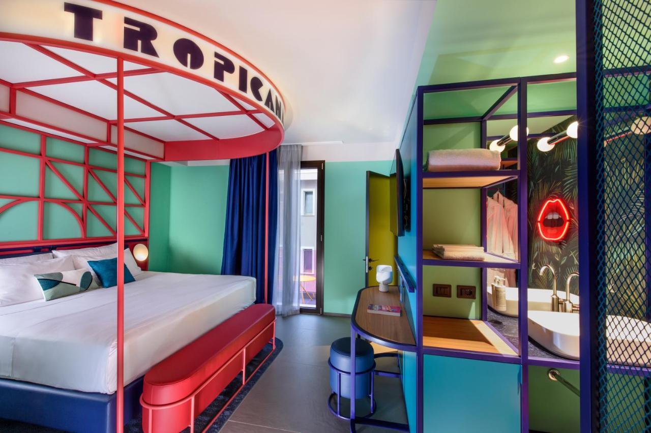 Demo Hotel Design Emotion Rimini Buitenkant foto